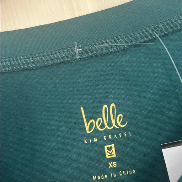 NWOT Belle by Kim Gravel embellished neck cutout long sleeve top size XS - Picture 3 of 4